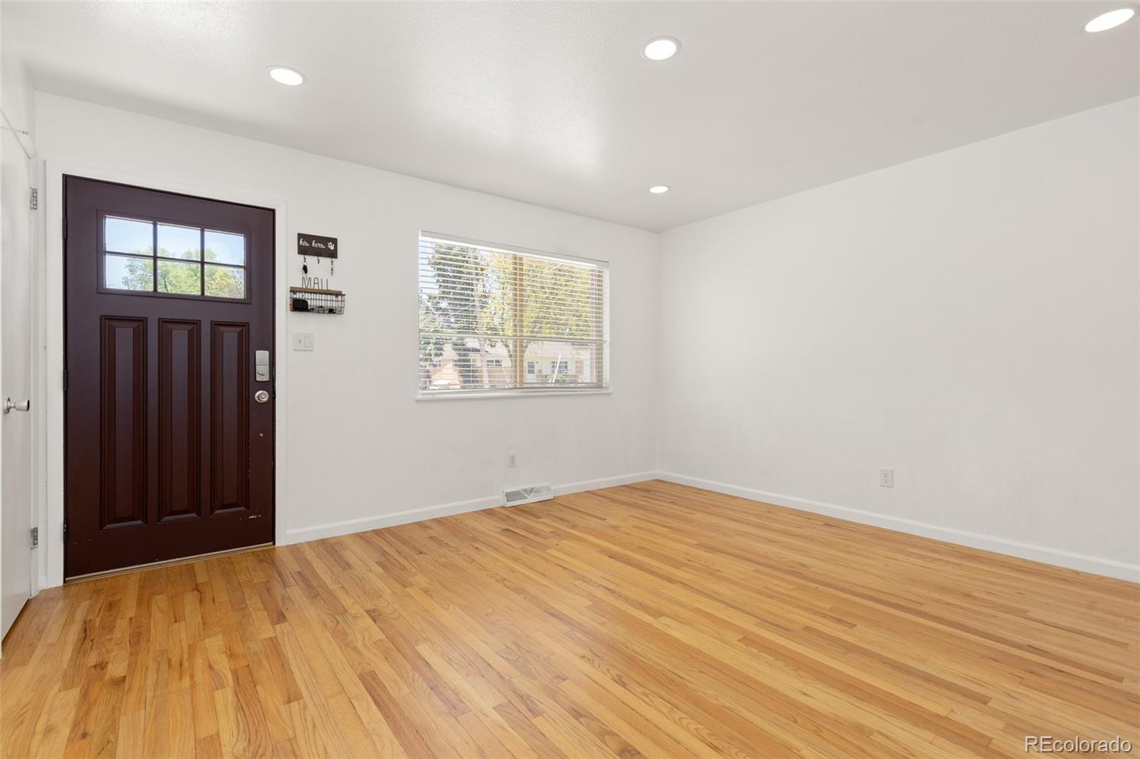 MLS Image #13 for 887  clarkson court,denver, Colorado