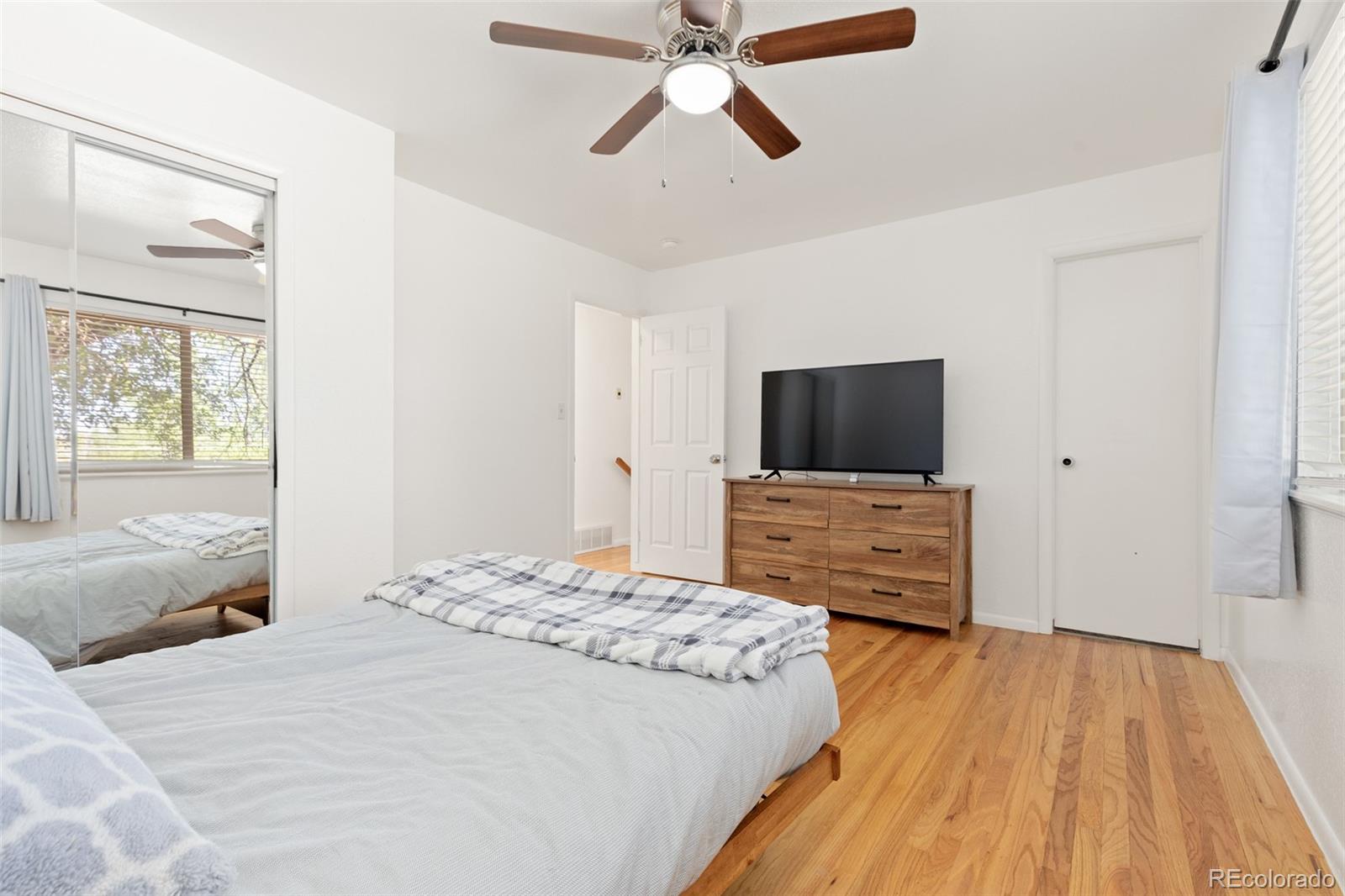 MLS Image #14 for 887  clarkson court,denver, Colorado