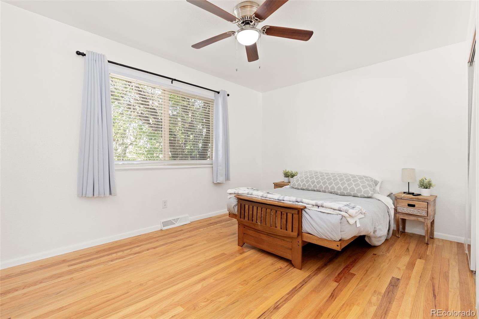 MLS Image #15 for 887  clarkson court,denver, Colorado