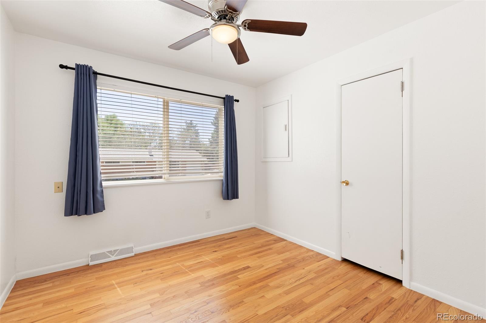 MLS Image #18 for 887  clarkson court,denver, Colorado