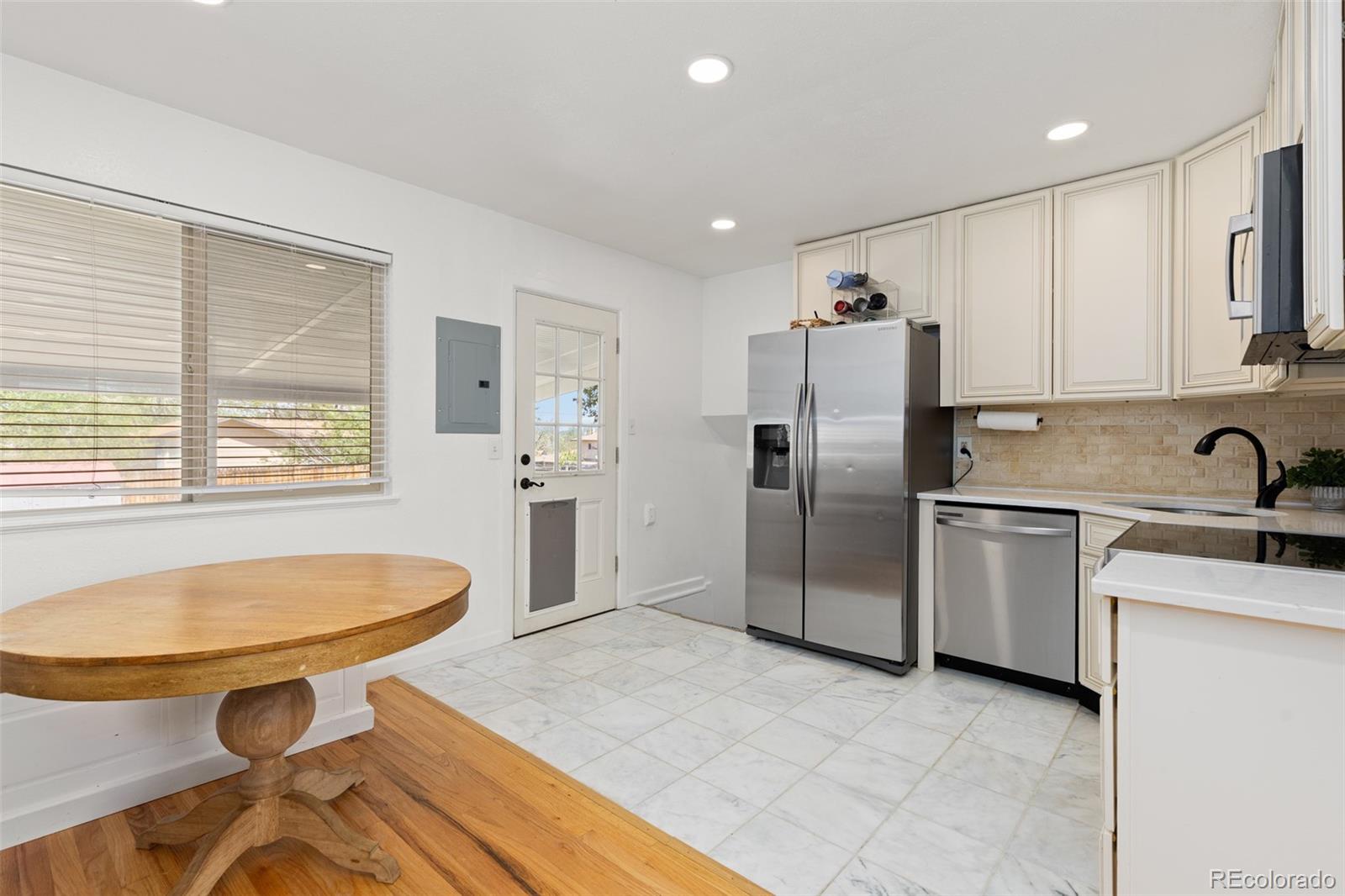 MLS Image #6 for 887  clarkson court,denver, Colorado