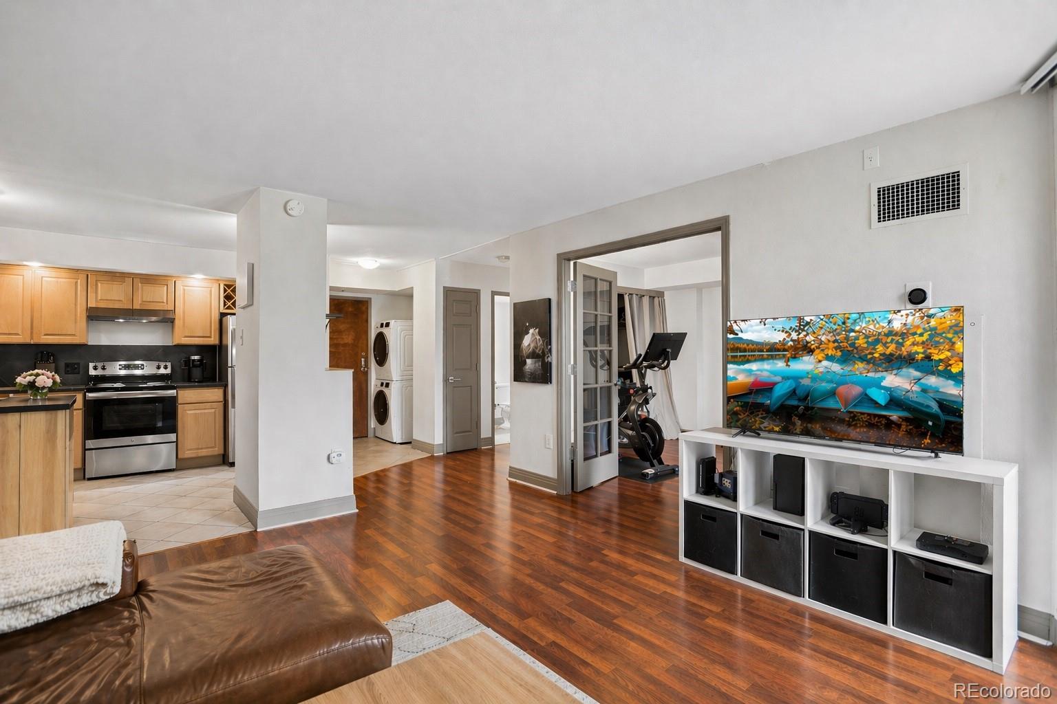 MLS Image #3 for 601 w 11th avenue,denver, Colorado