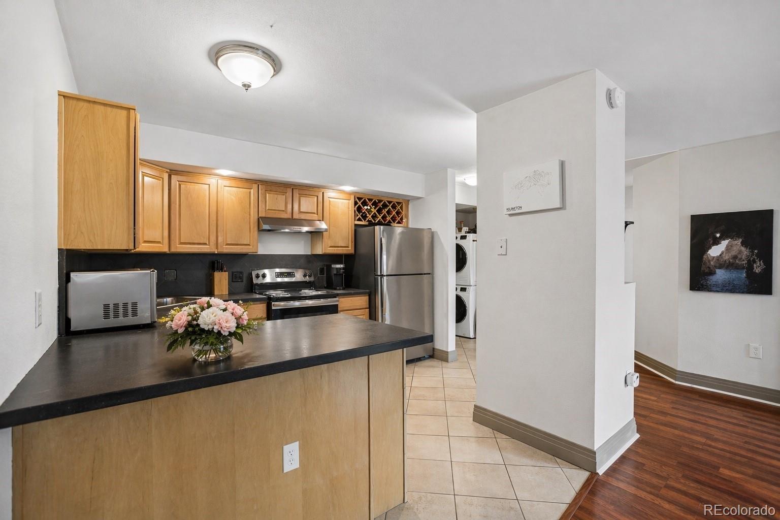 MLS Image #4 for 601 w 11th avenue,denver, Colorado