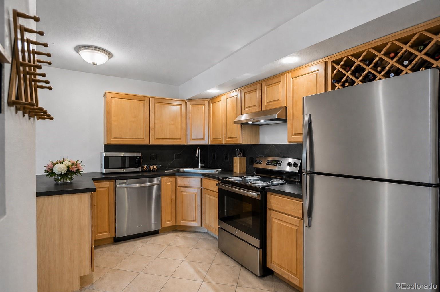 MLS Image #6 for 601 w 11th avenue,denver, Colorado