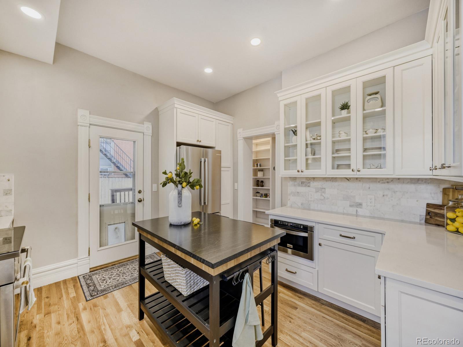 MLS Image #10 for 1350  gaylord street,denver, Colorado