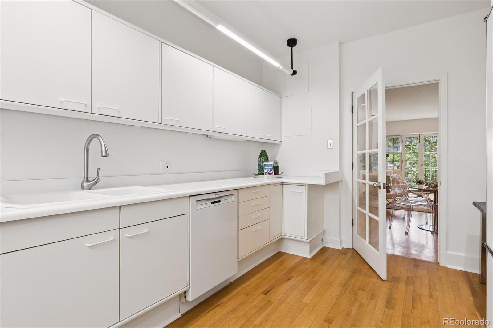 MLS Image #19 for 1515 e 9th avenue,denver, Colorado