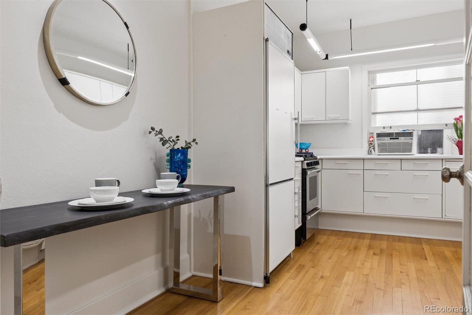 MLS Image #7 for 1515 e 9th avenue,denver, Colorado