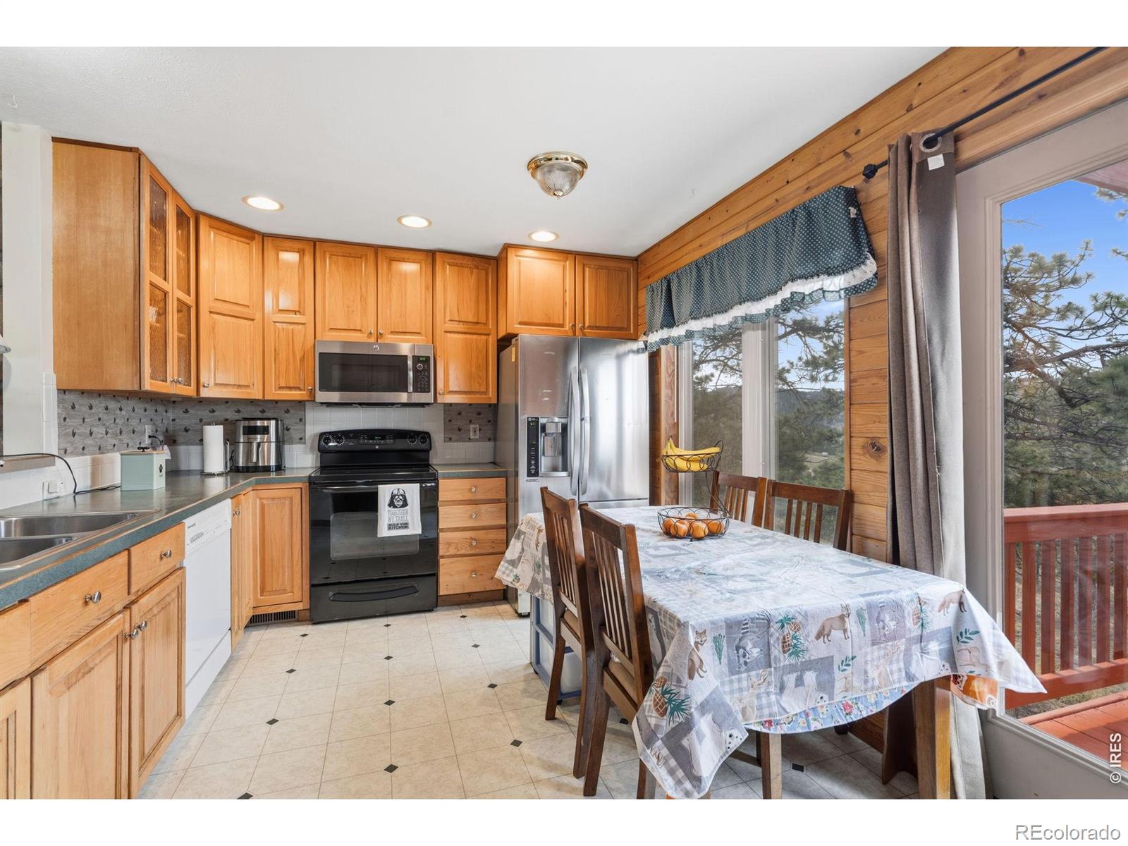 MLS Image #11 for 801  montcalm drive,livermore, Colorado