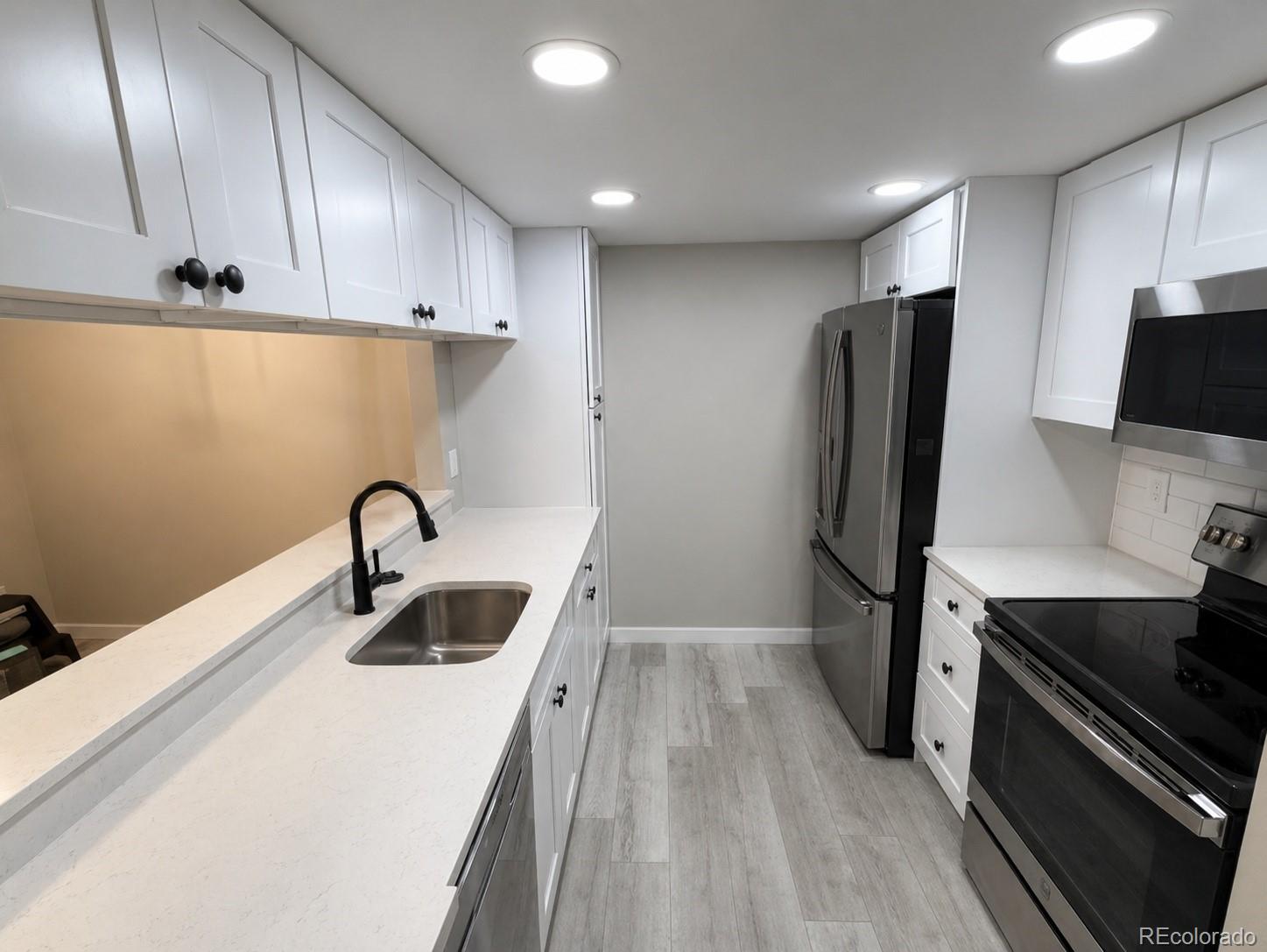 MLS Image #6 for 7750 w 87th drive,arvada, Colorado