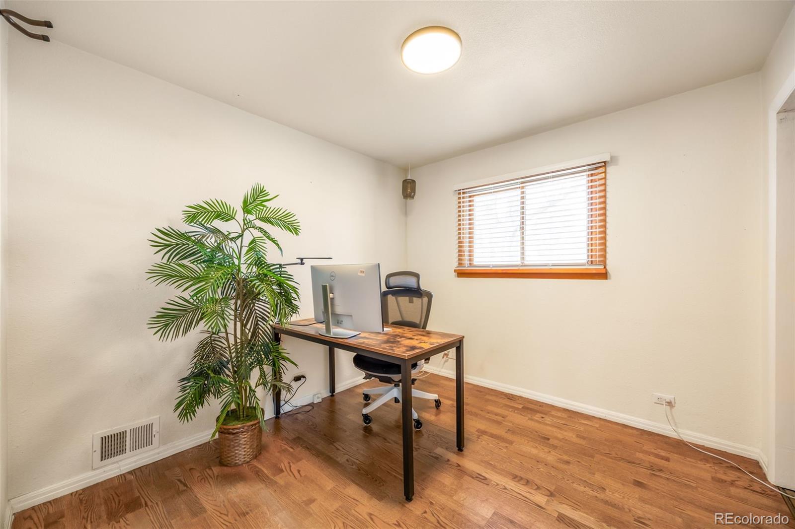 MLS Image #13 for 1260 s shoshone street,denver, Colorado