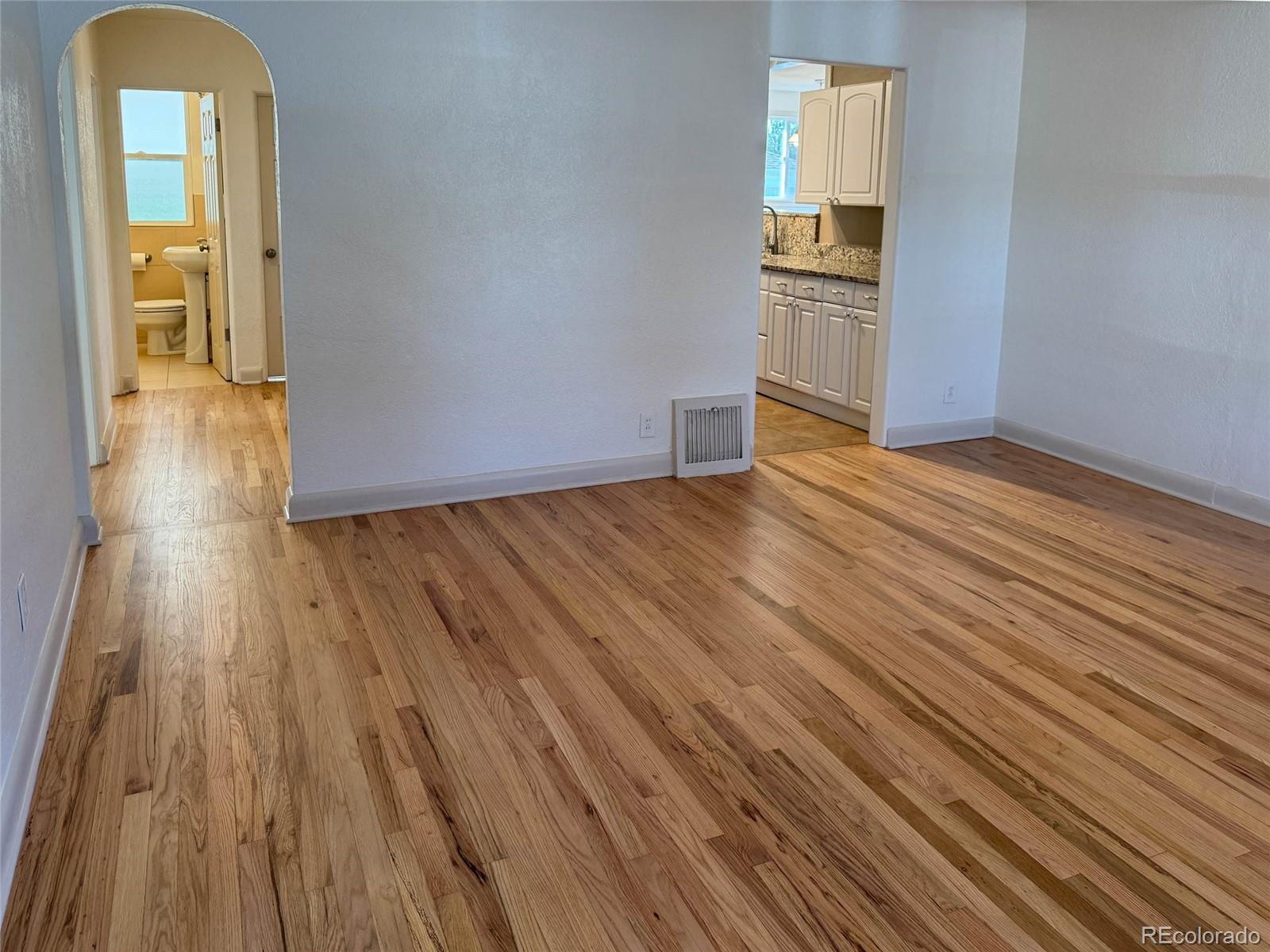 MLS Image #6 for 4437 s bannock street,englewood, Colorado