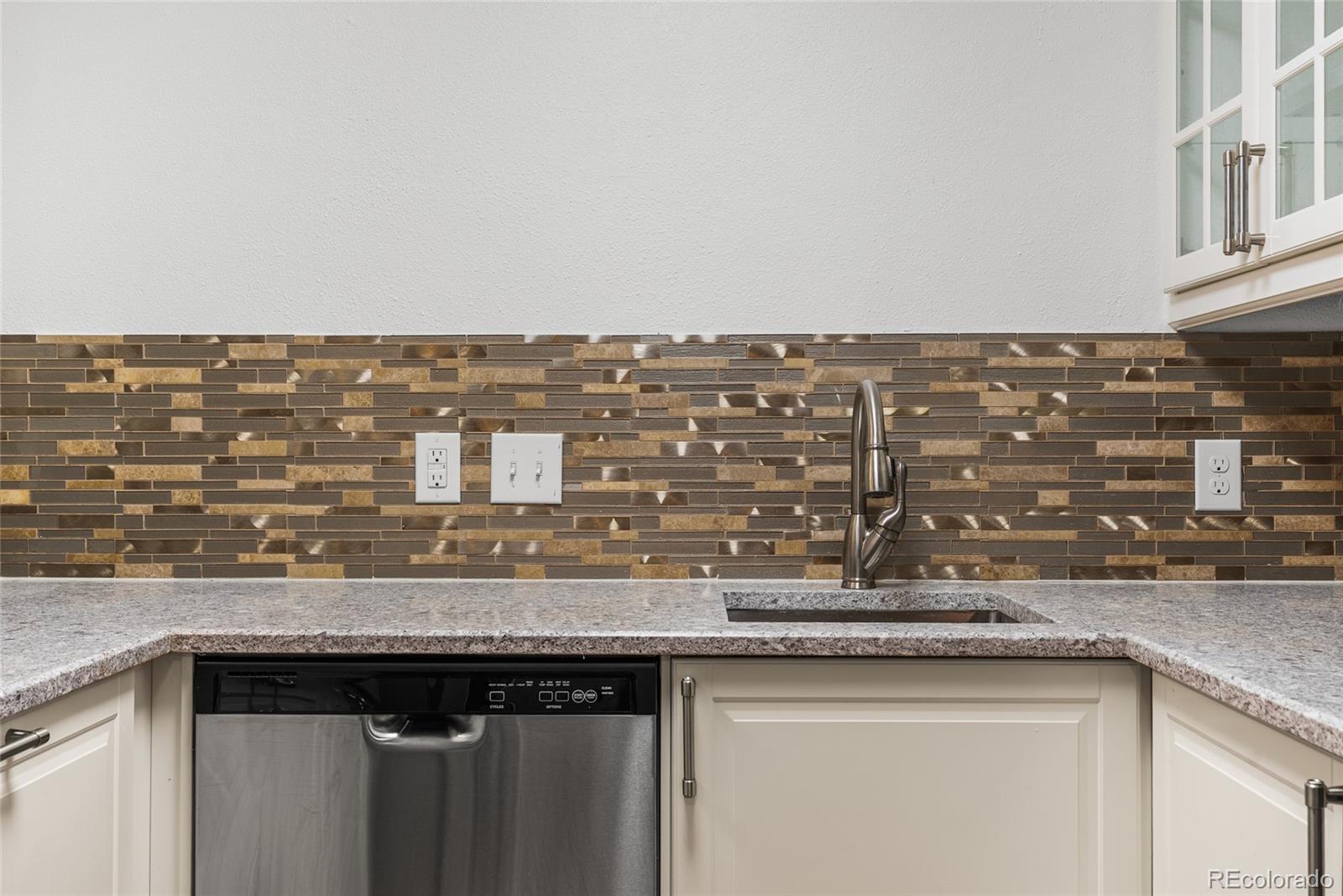 MLS Image #10 for 7801 w 35th avenue,wheat ridge, Colorado