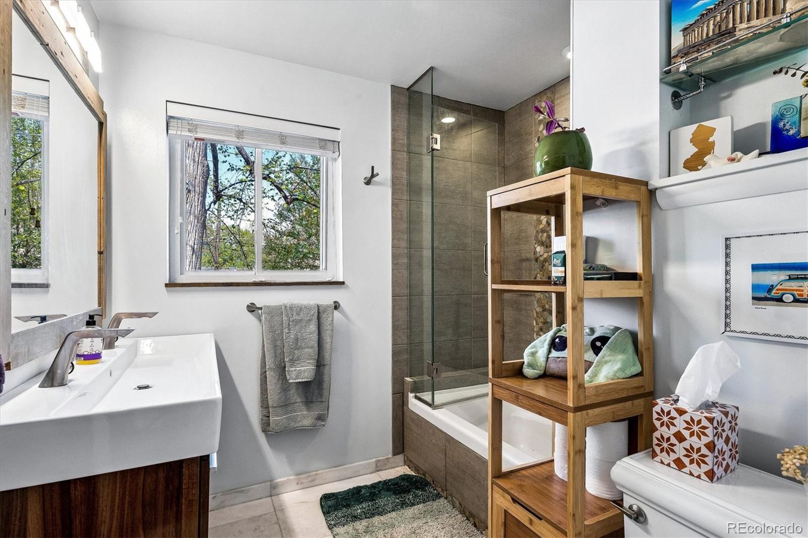 MLS Image #20 for 1439 s university boulevard,denver, Colorado