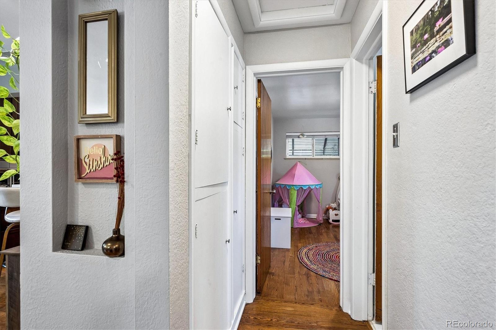 MLS Image #23 for 1439 s university boulevard,denver, Colorado