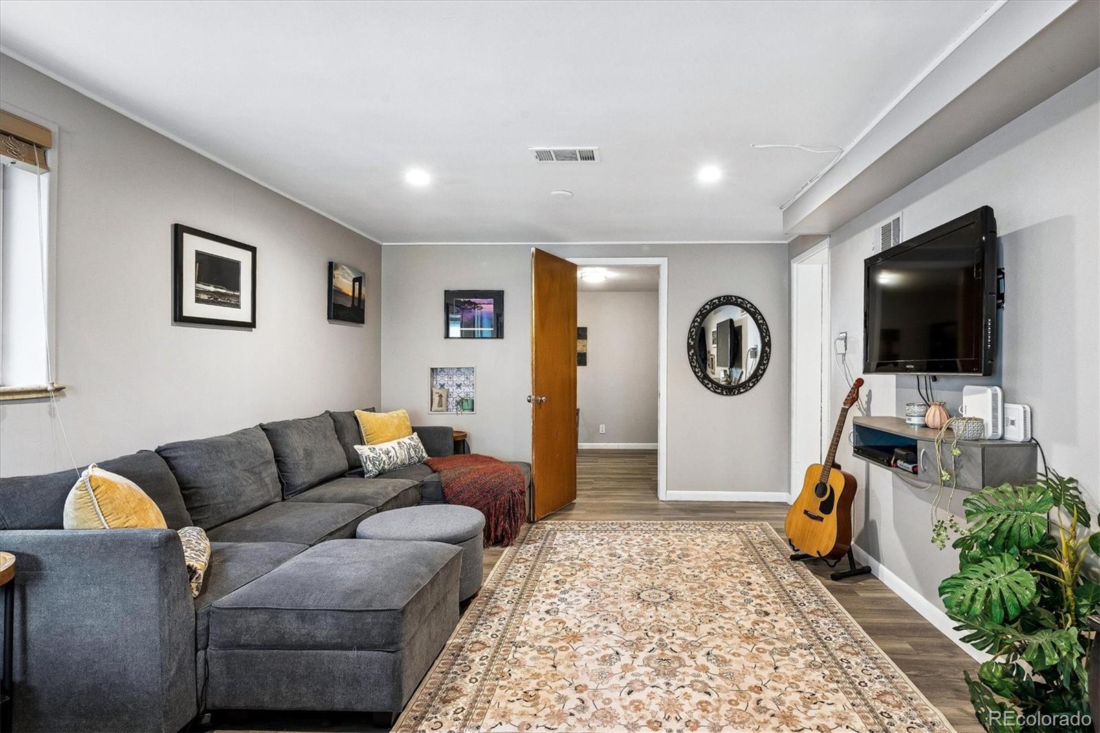 MLS Image #24 for 1439 s university boulevard,denver, Colorado