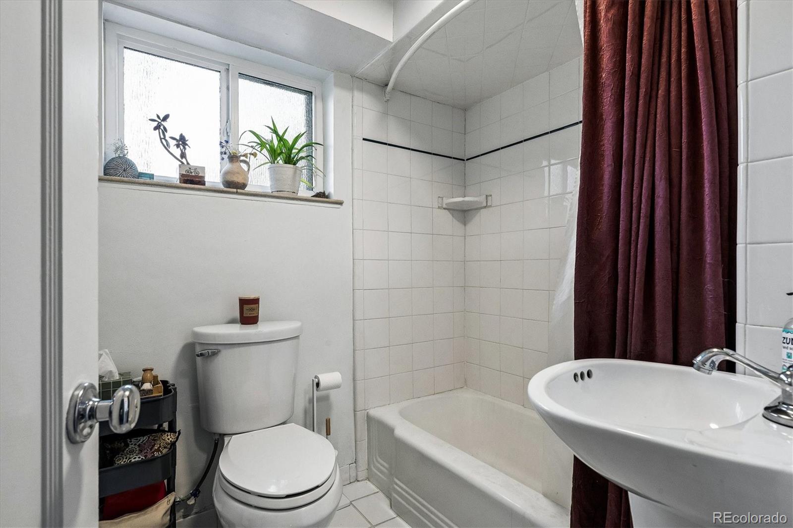 MLS Image #30 for 1439 s university boulevard,denver, Colorado