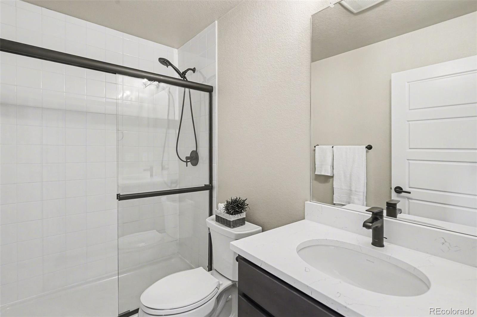 MLS Image #18 for 6331 n hanover street,denver, Colorado