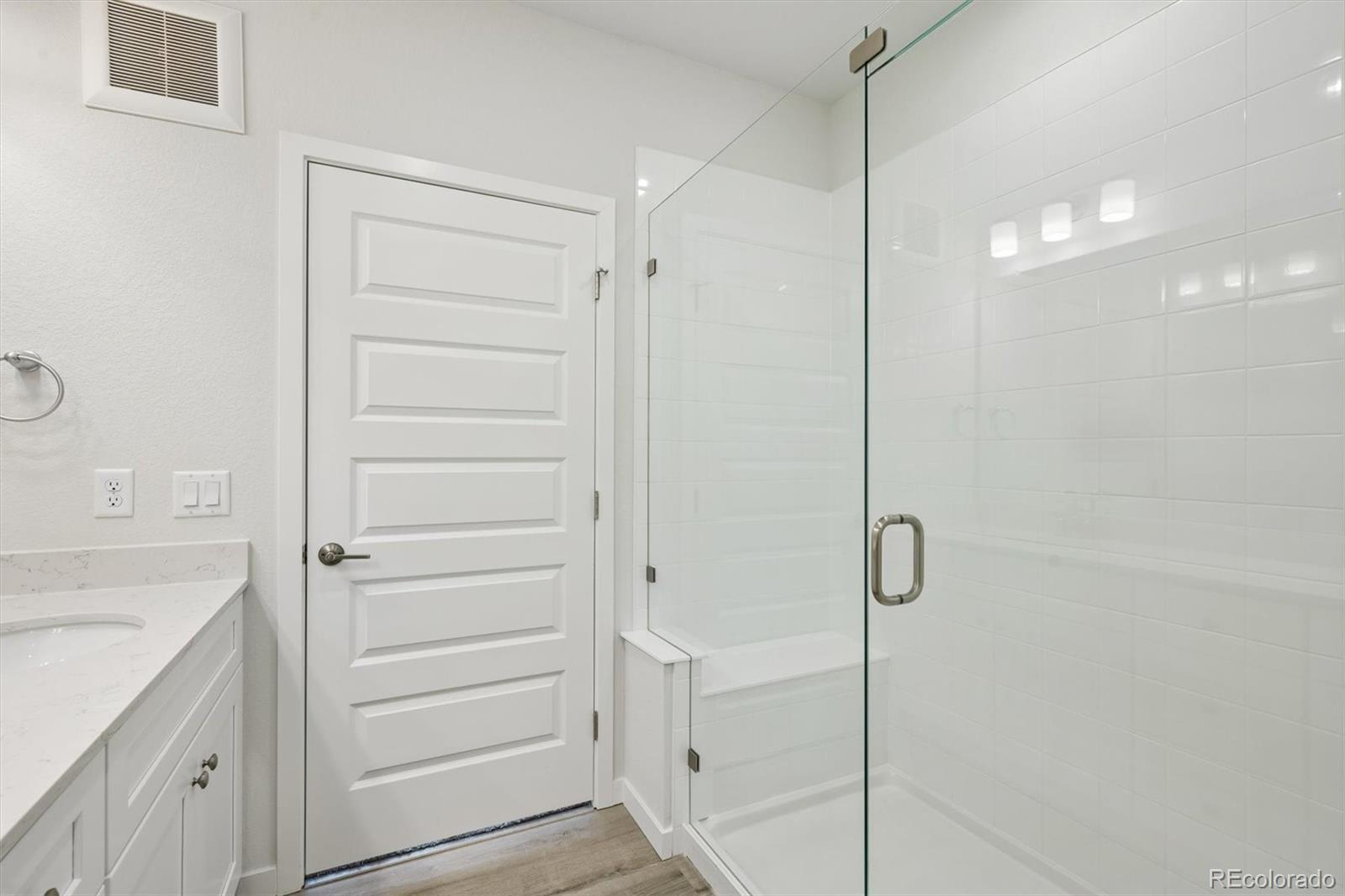 MLS Image #15 for 483  interlocken boulevard 305,broomfield, Colorado