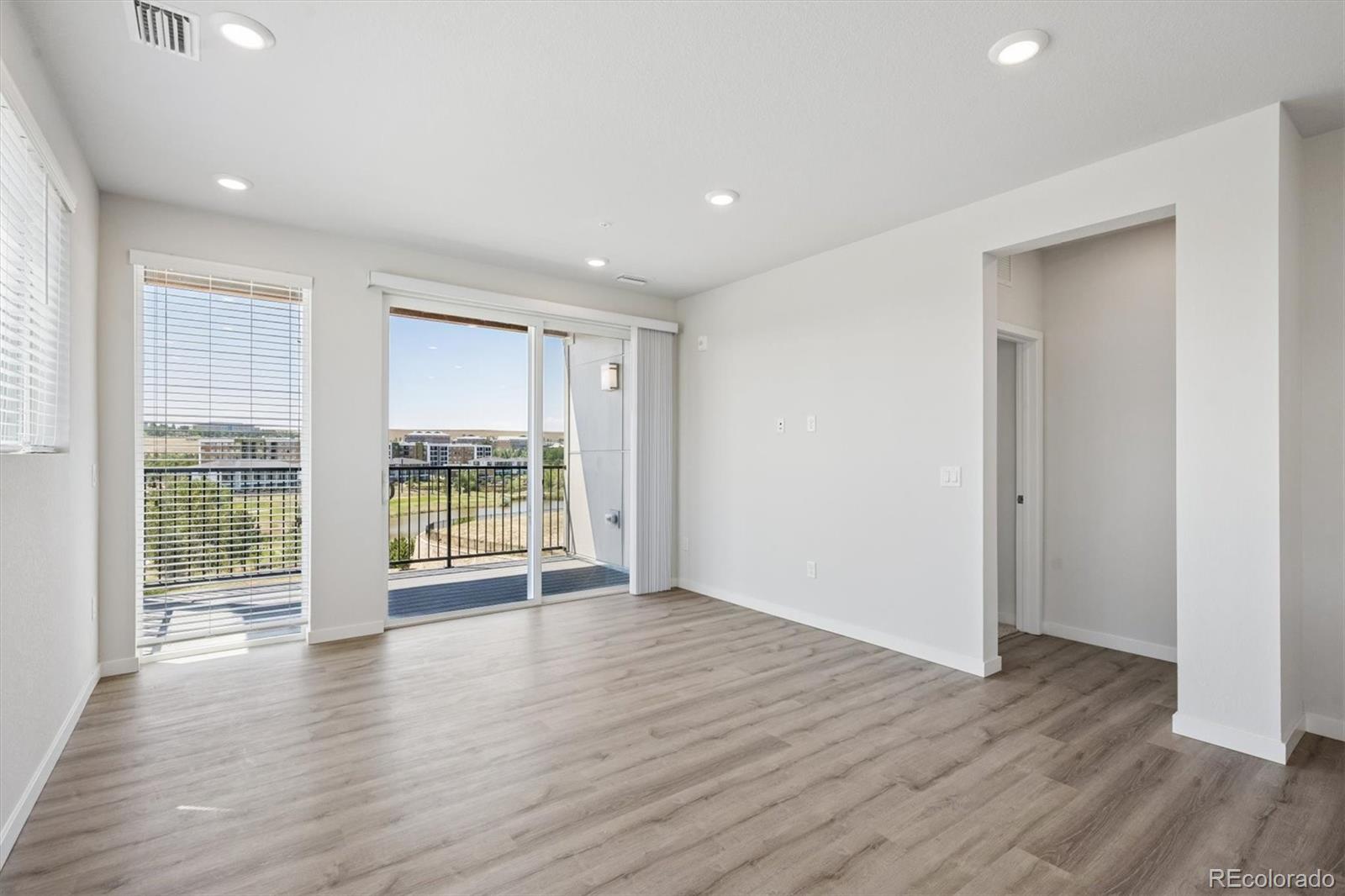 MLS Image #5 for 483  interlocken boulevard 305,broomfield, Colorado