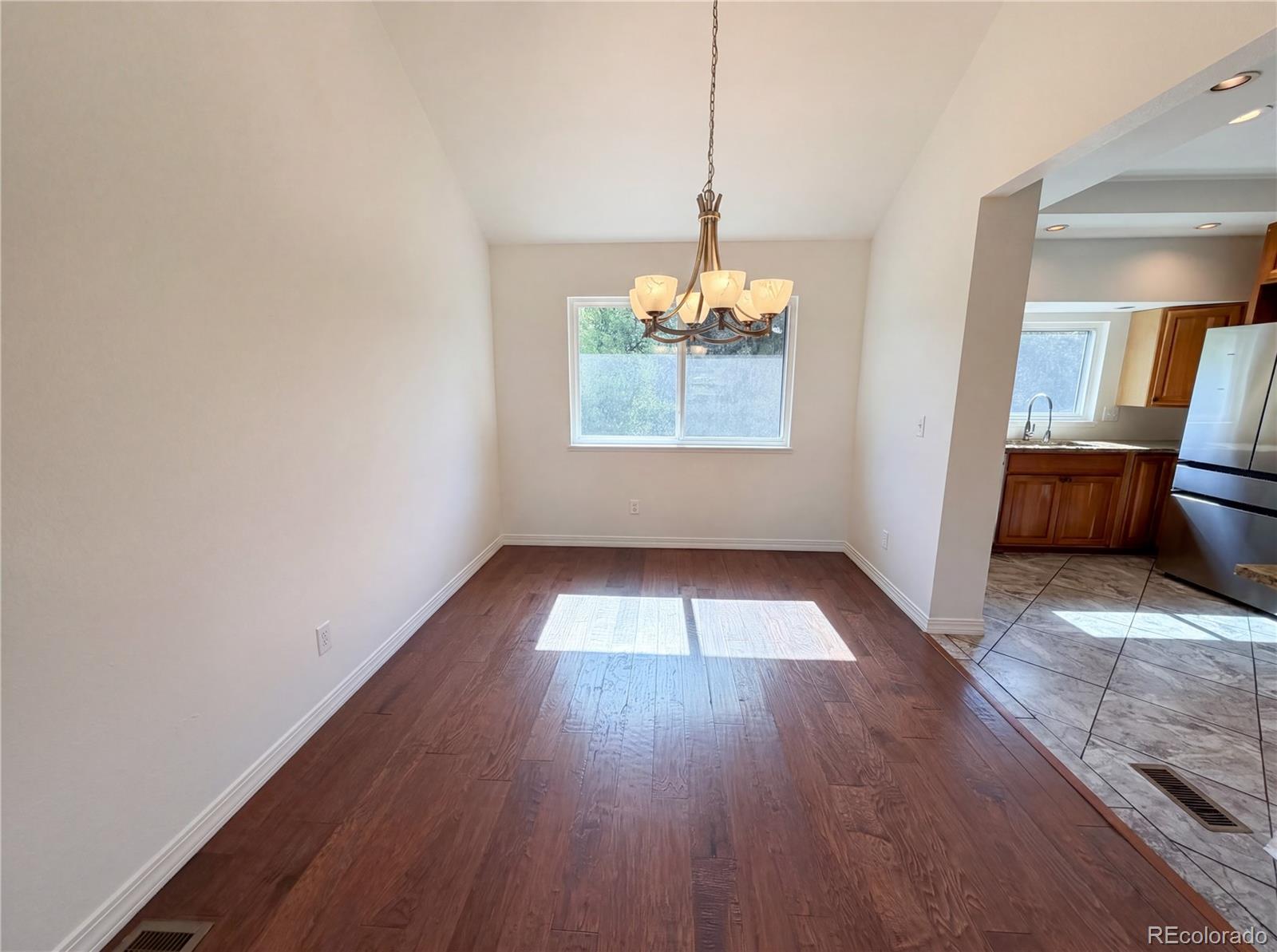 MLS Image #5 for 10330 e weaver place,englewood, Colorado