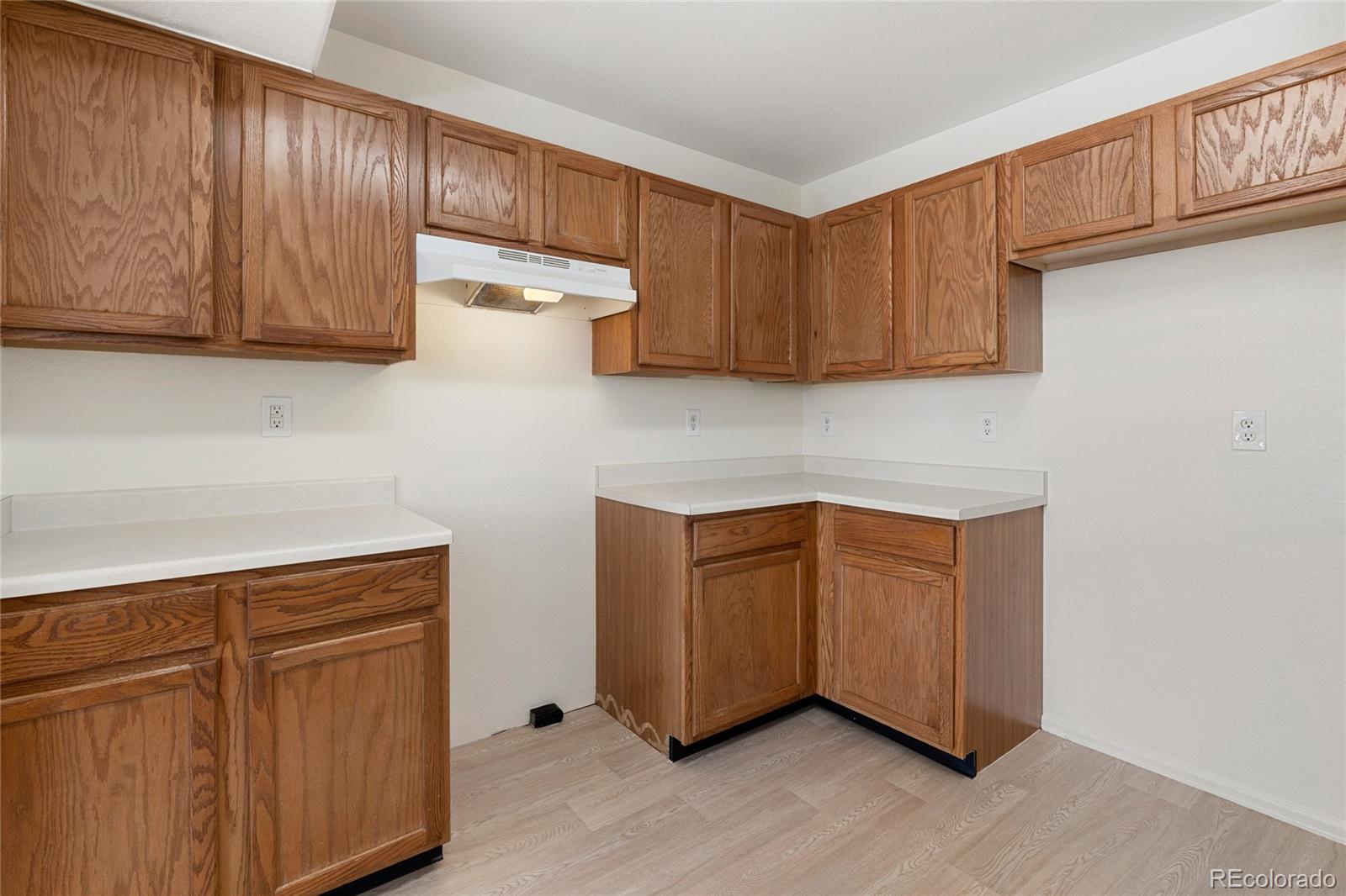 MLS Image #2 for 1276 s zeno circle e,aurora, Colorado