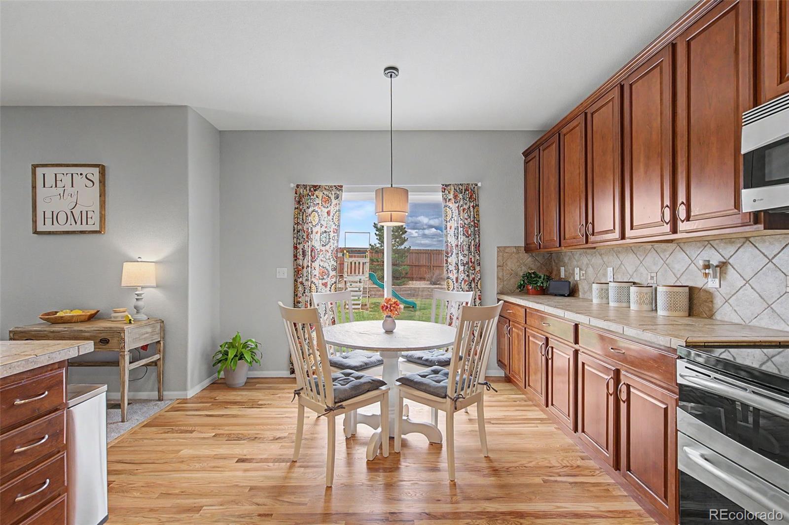 MLS Image #10 for 10437  mount evans drive,peyton, Colorado