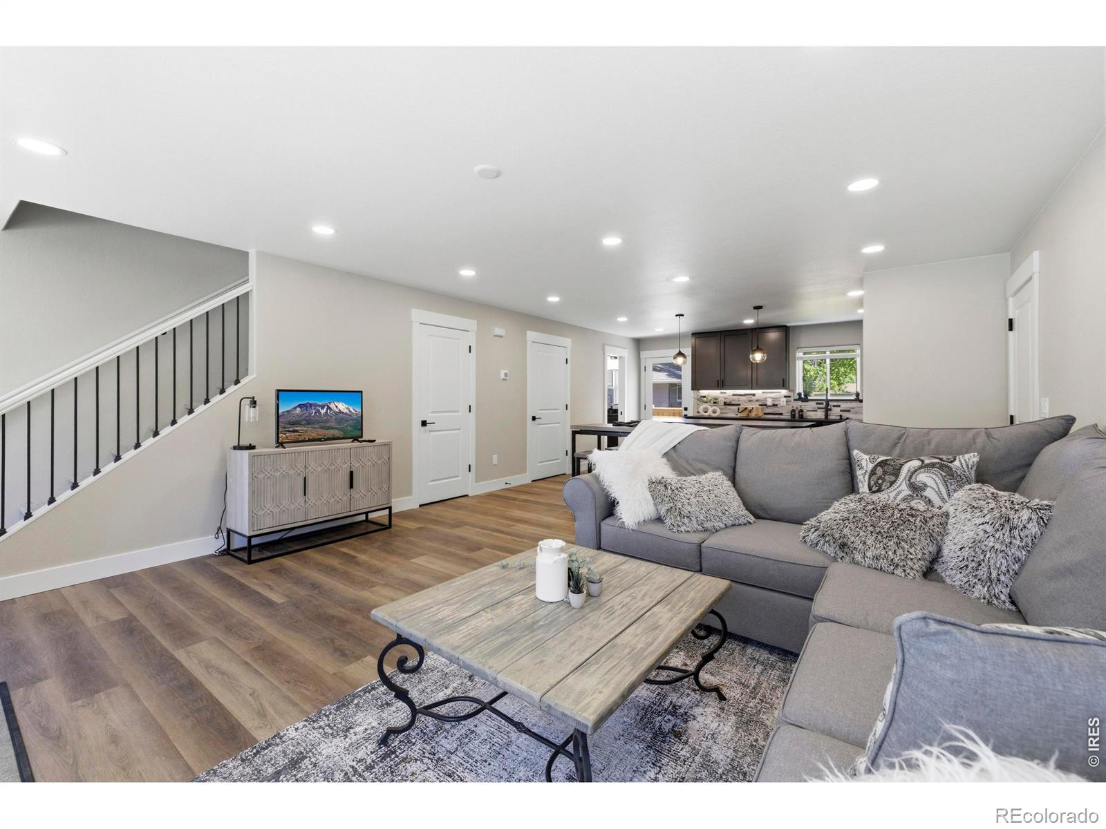 MLS Image #5 for 1331 e 4th street,loveland, Colorado
