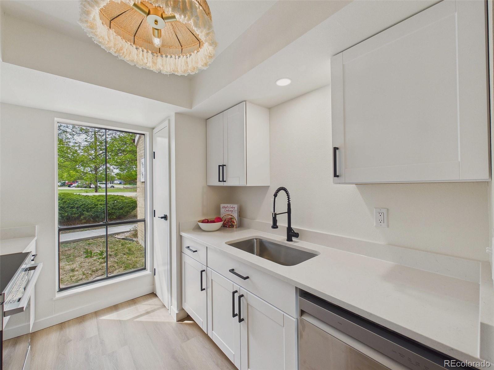 MLS Image #7 for 3550 s harlan street,denver, Colorado