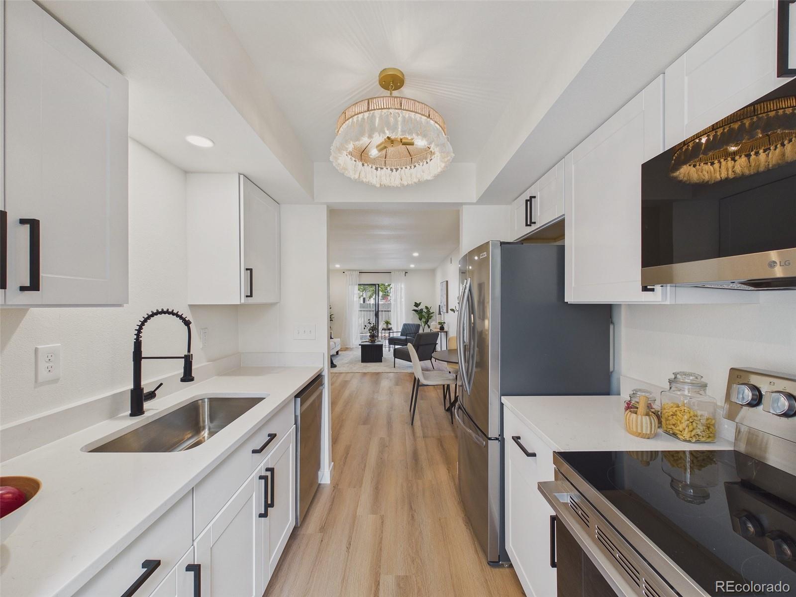 MLS Image #9 for 3550 s harlan street,denver, Colorado