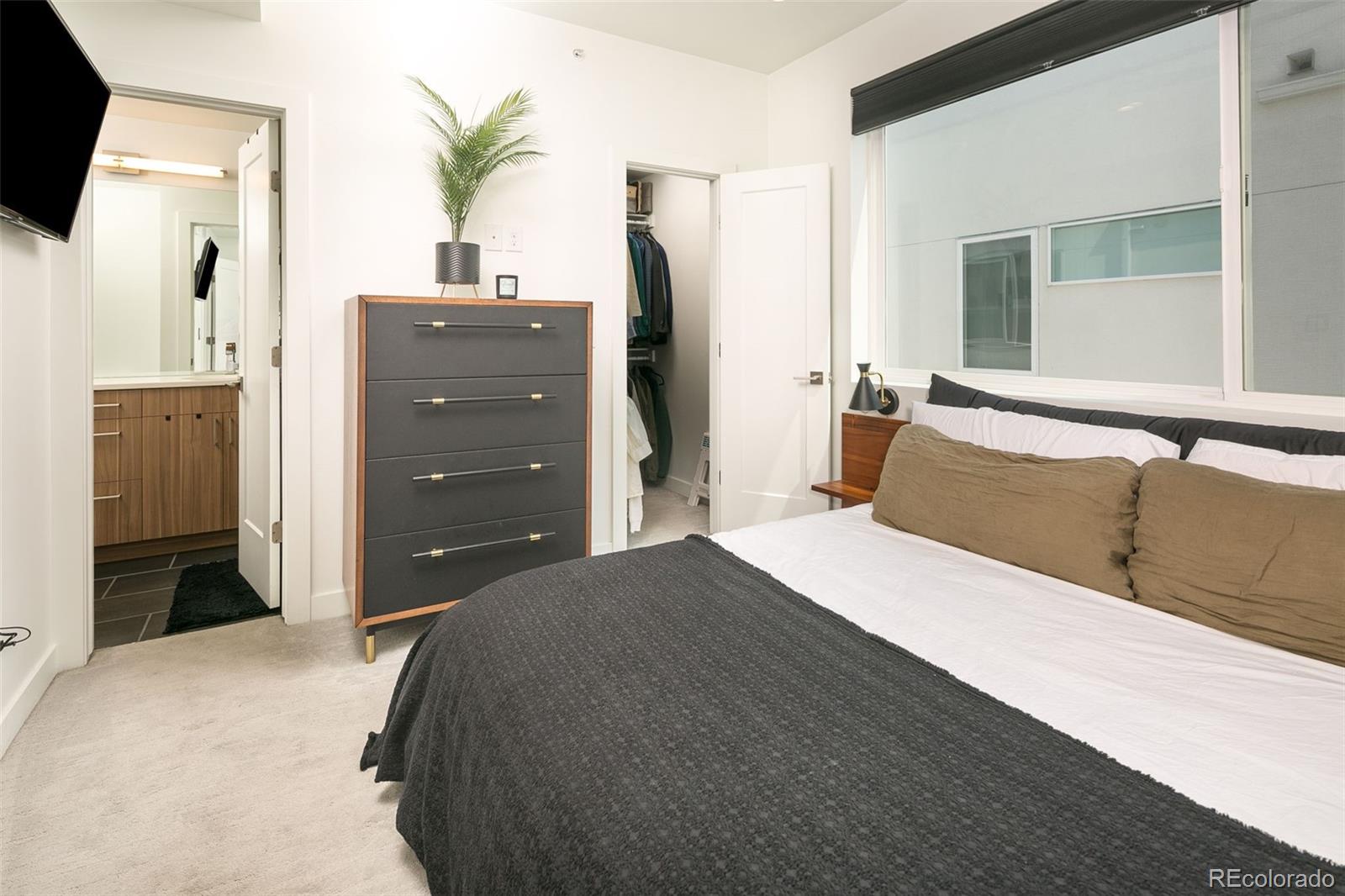 MLS Image #13 for 1616  irving street 4,denver, Colorado