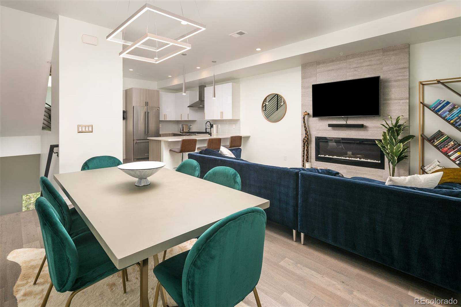 MLS Image #3 for 1616  irving street 4,denver, Colorado