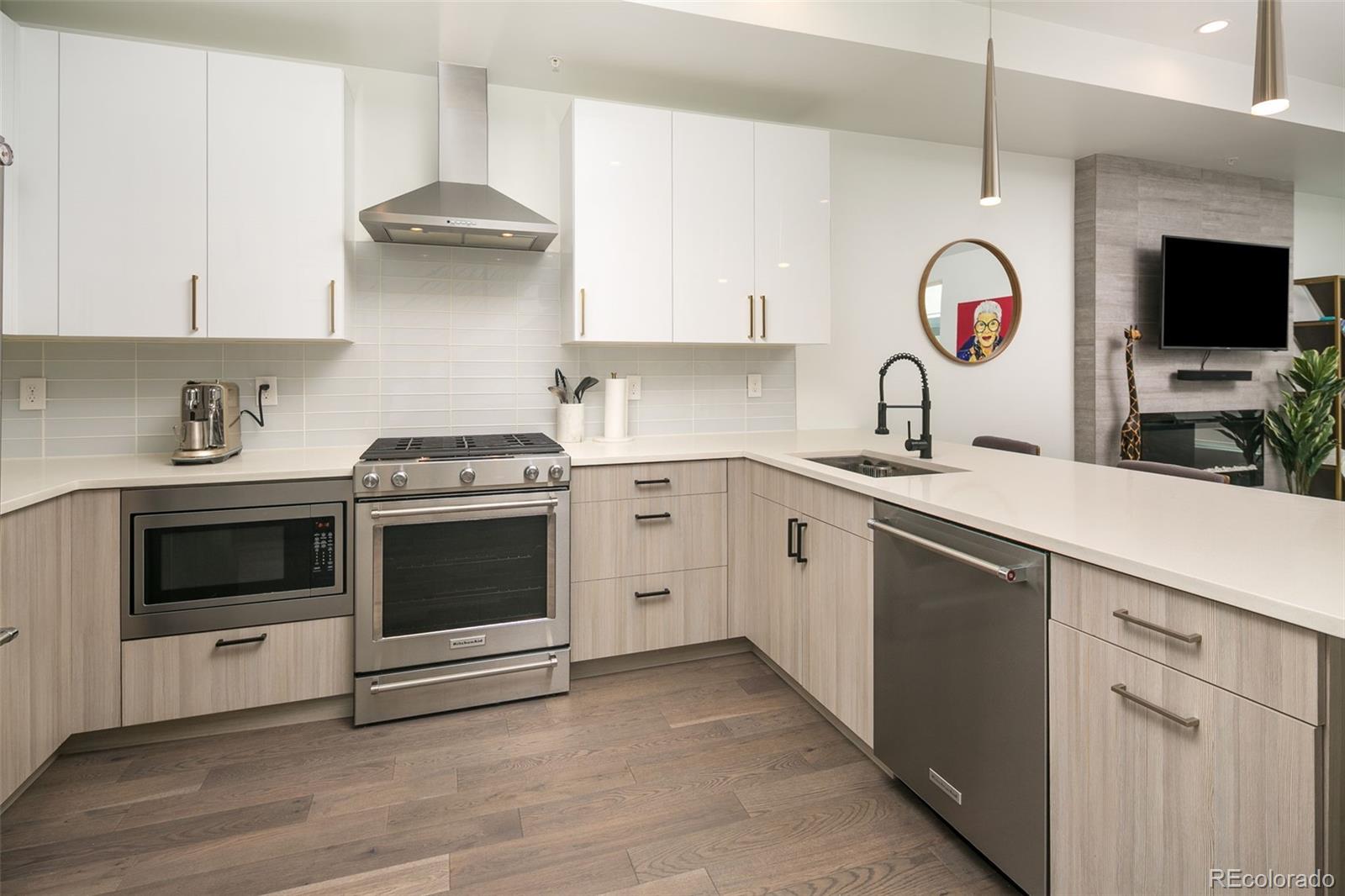 MLS Image #6 for 1616  irving street 4,denver, Colorado
