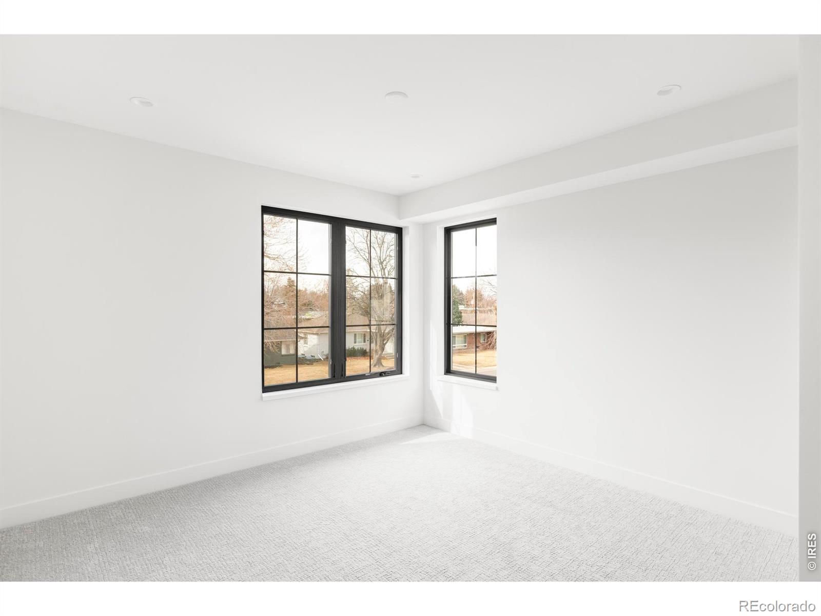 MLS Image #30 for 1060 s garfield street,denver, Colorado