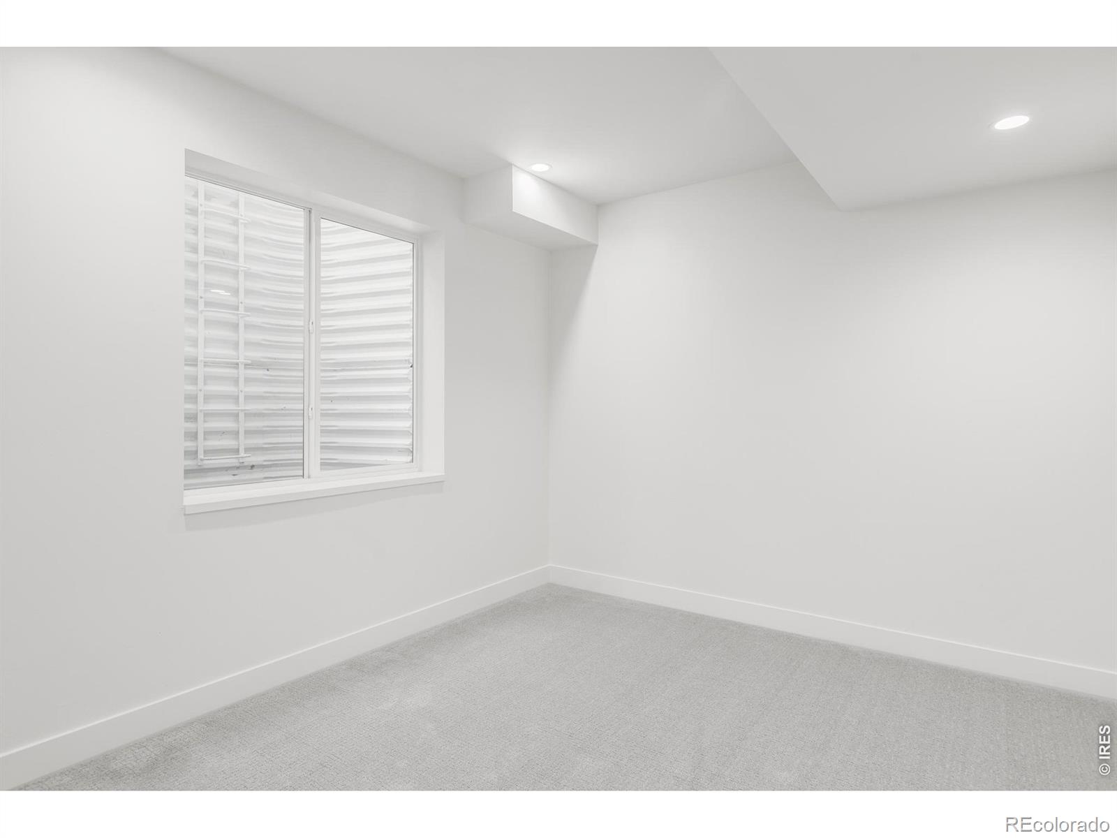 MLS Image #36 for 1060 s garfield street,denver, Colorado