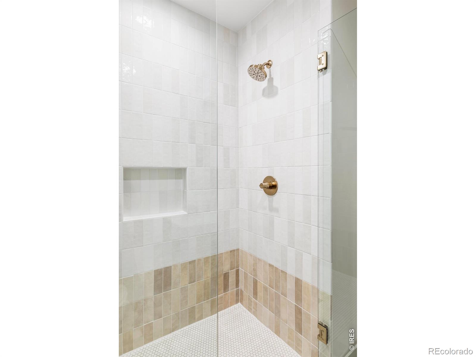 MLS Image #37 for 1060 s garfield street,denver, Colorado