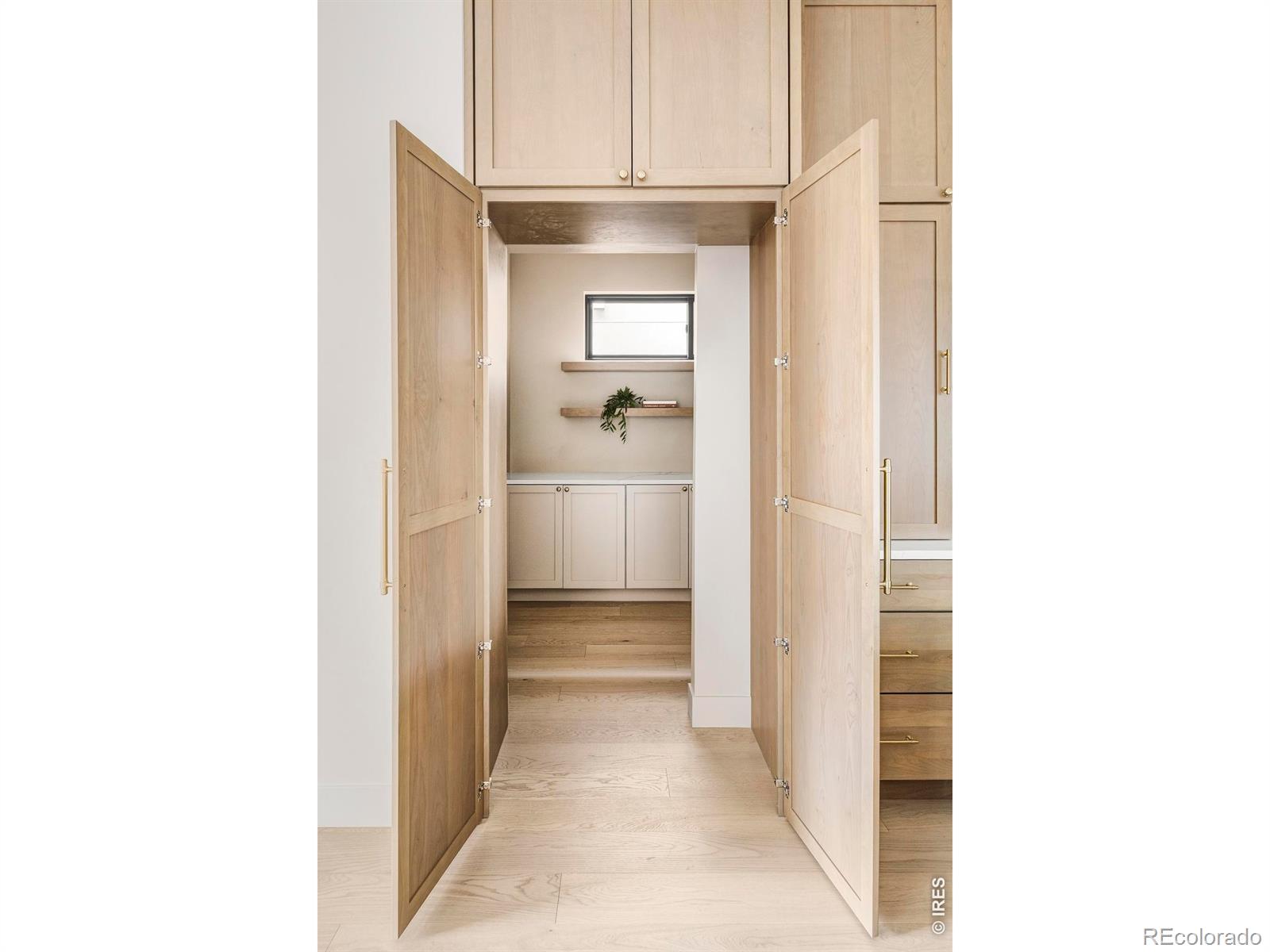 MLS Image #8 for 1060 s garfield street,denver, Colorado