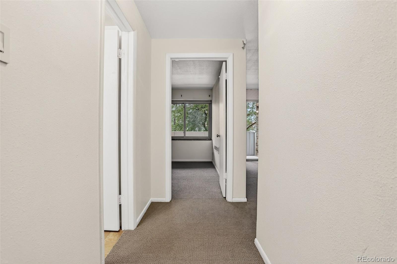 MLS Image #18 for 1366  garfield street 206,denver, Colorado