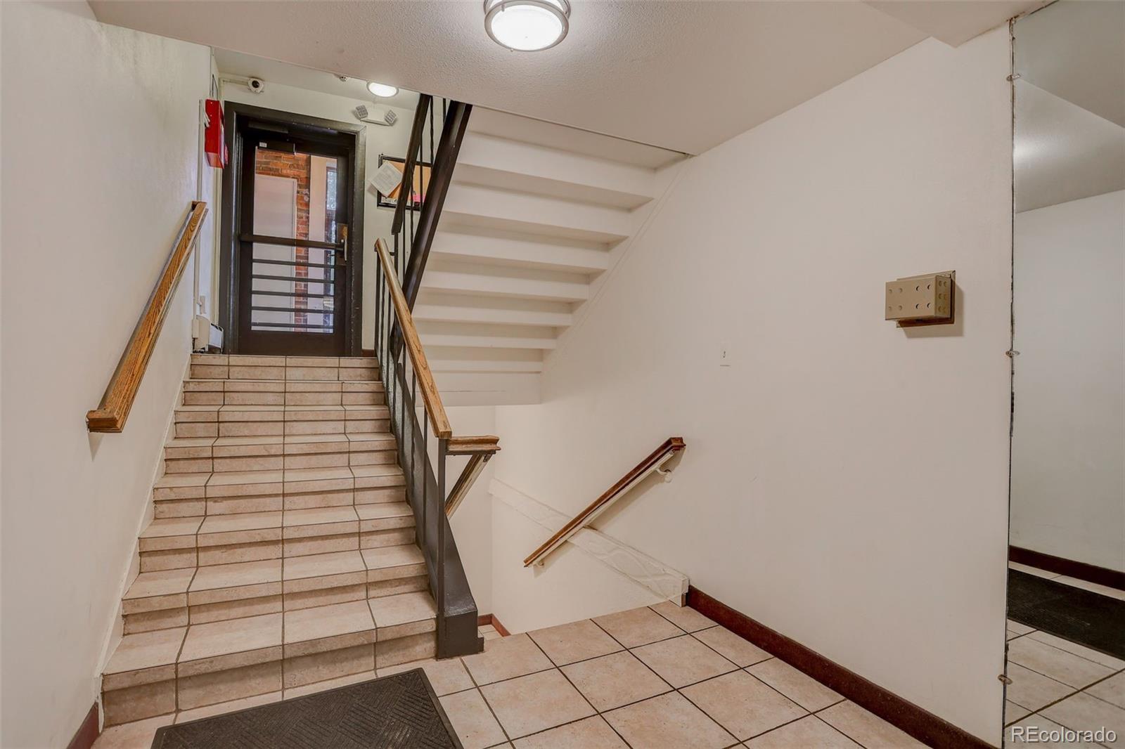 MLS Image #26 for 1366  garfield street 206,denver, Colorado