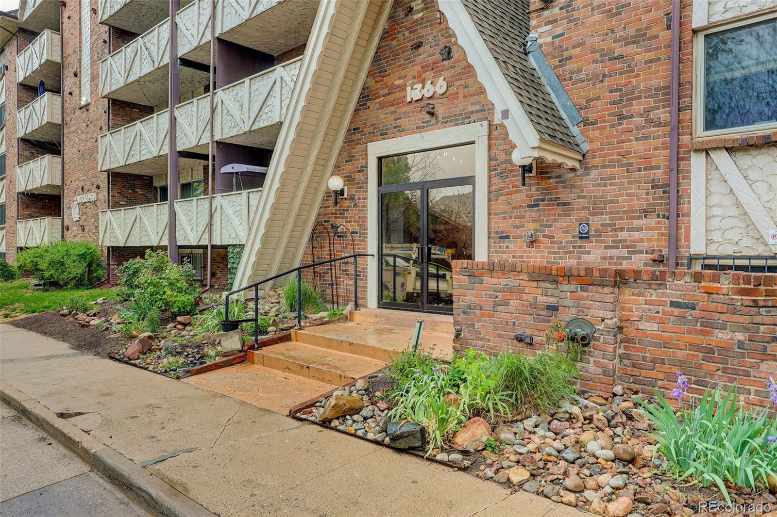 MLS Image #31 for 1366  garfield street 206,denver, Colorado