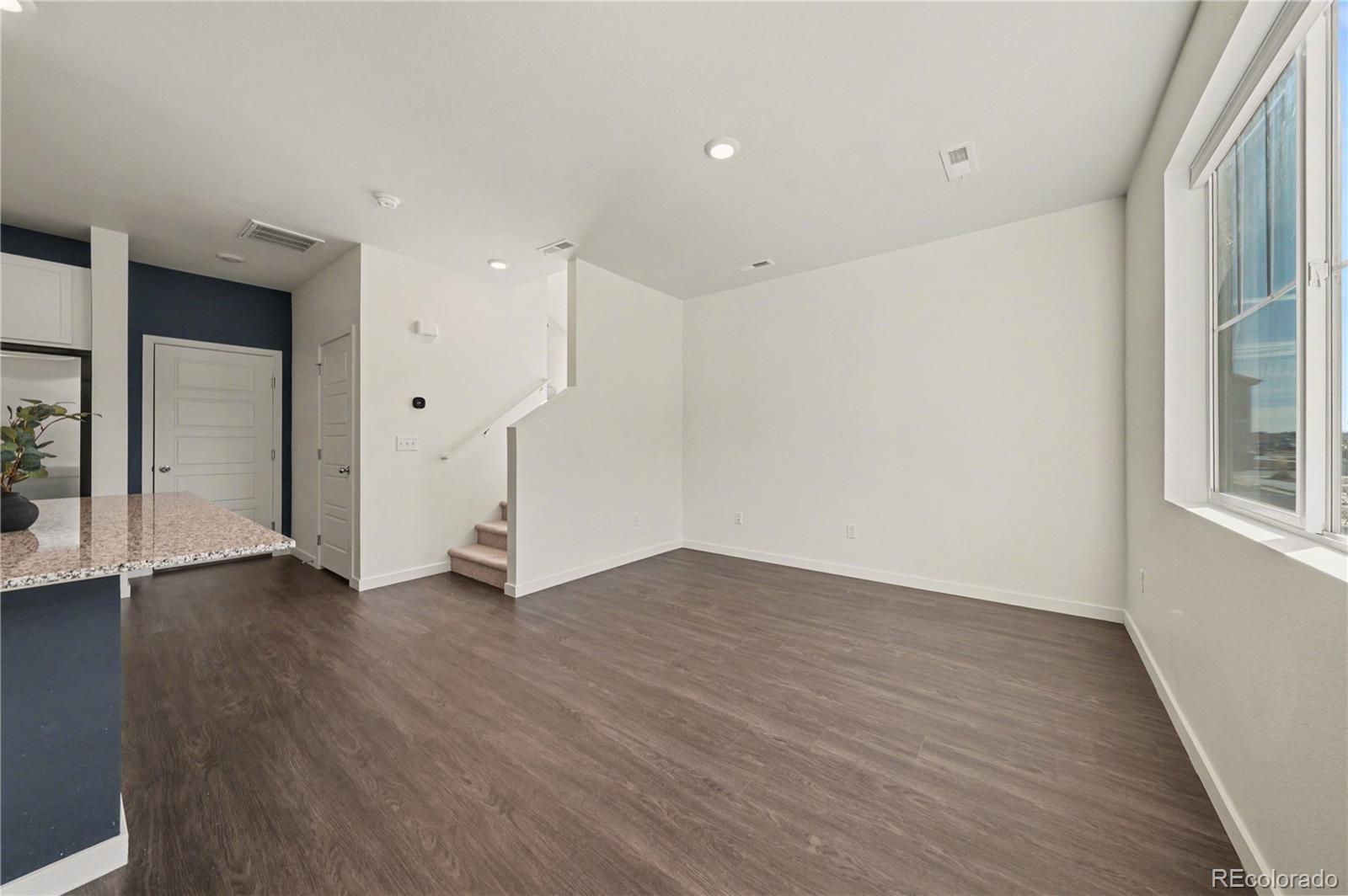 MLS Image #6 for 270  cardinal street,johnstown, Colorado