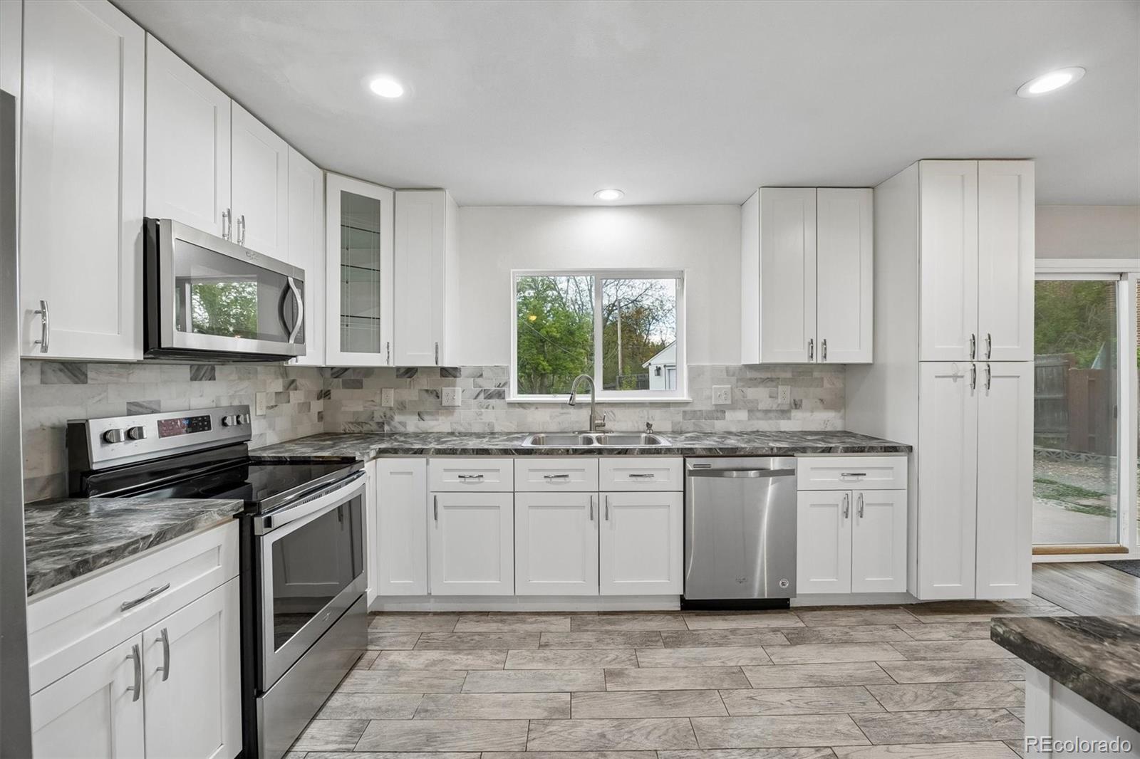 MLS Image #11 for 10534  carmela lane,northglenn, Colorado