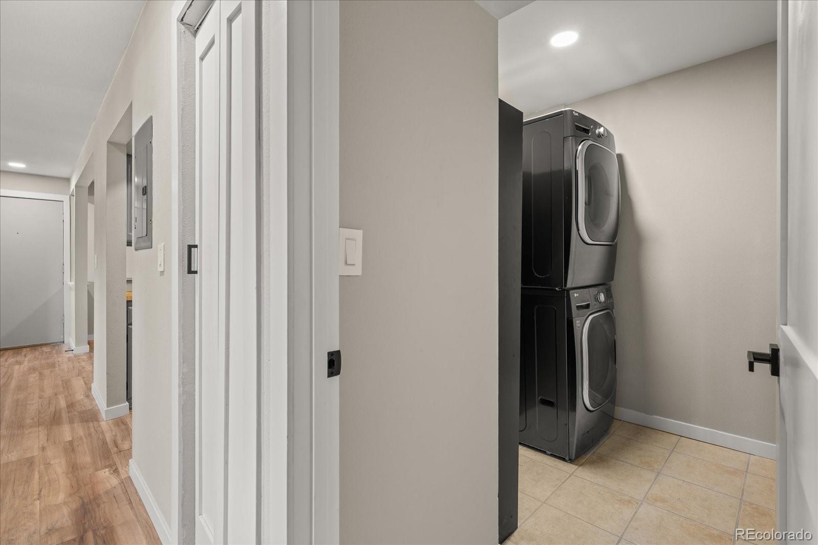 MLS Image #12 for 14438  e 1st drive ,aurora, Colorado