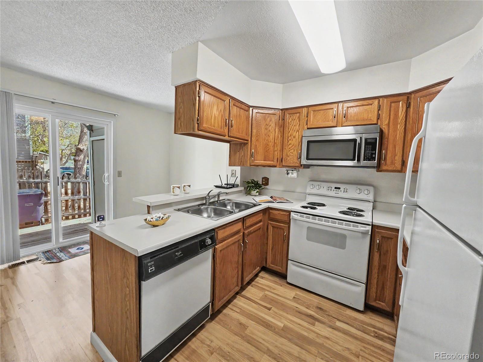 MLS Image #6 for 1699 s trenton street 8,denver, Colorado