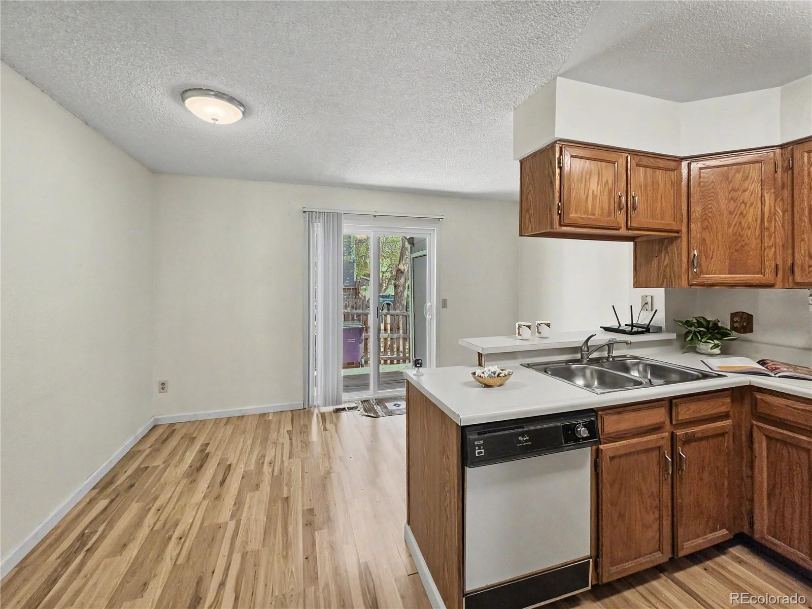 MLS Image #7 for 1699 s trenton street 8,denver, Colorado
