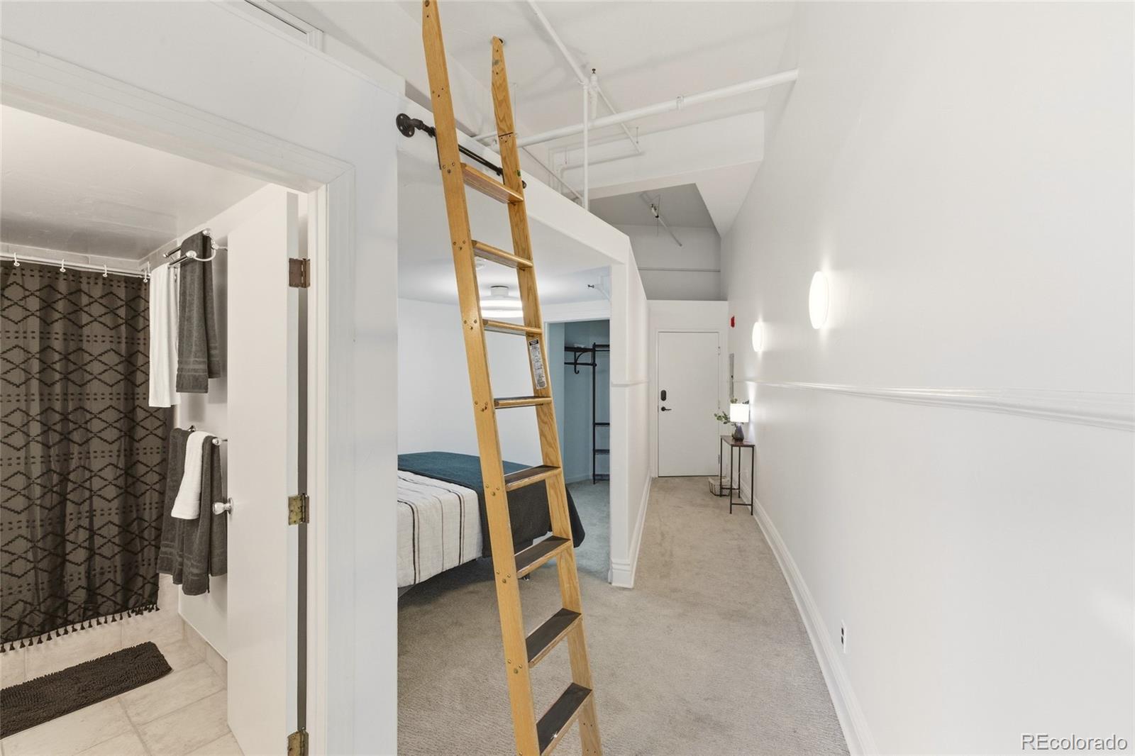MLS Image #13 for 1617  california street 3b,denver, Colorado