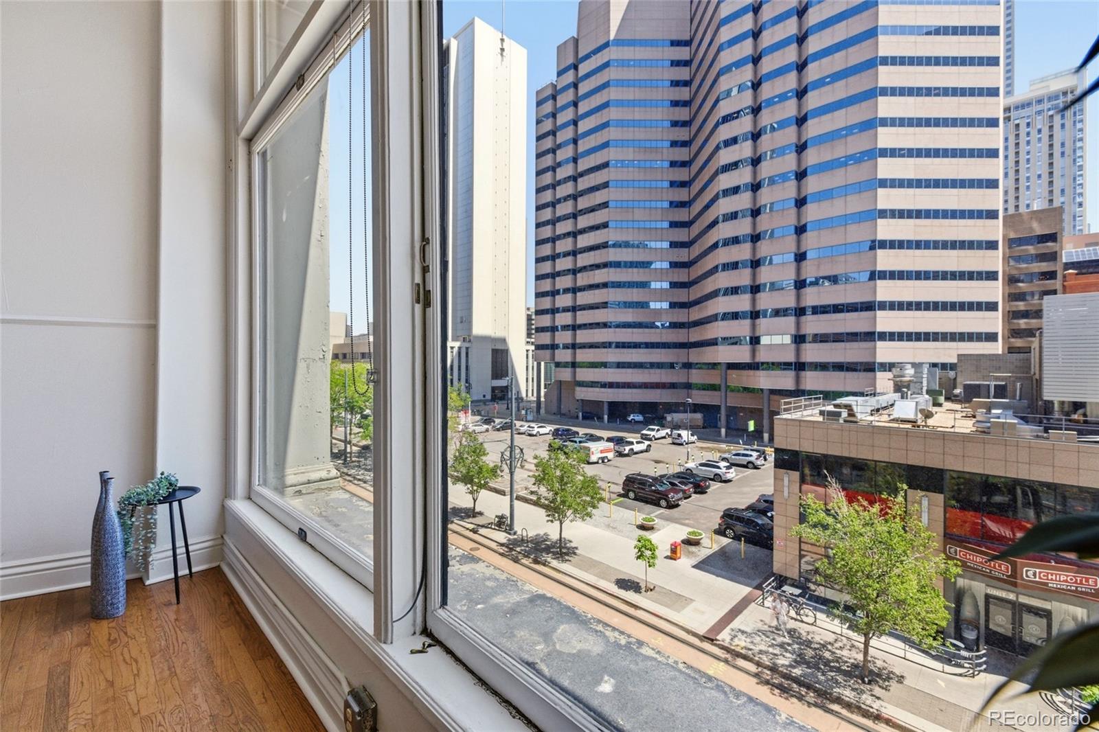 MLS Image #5 for 1617  california street 3b,denver, Colorado