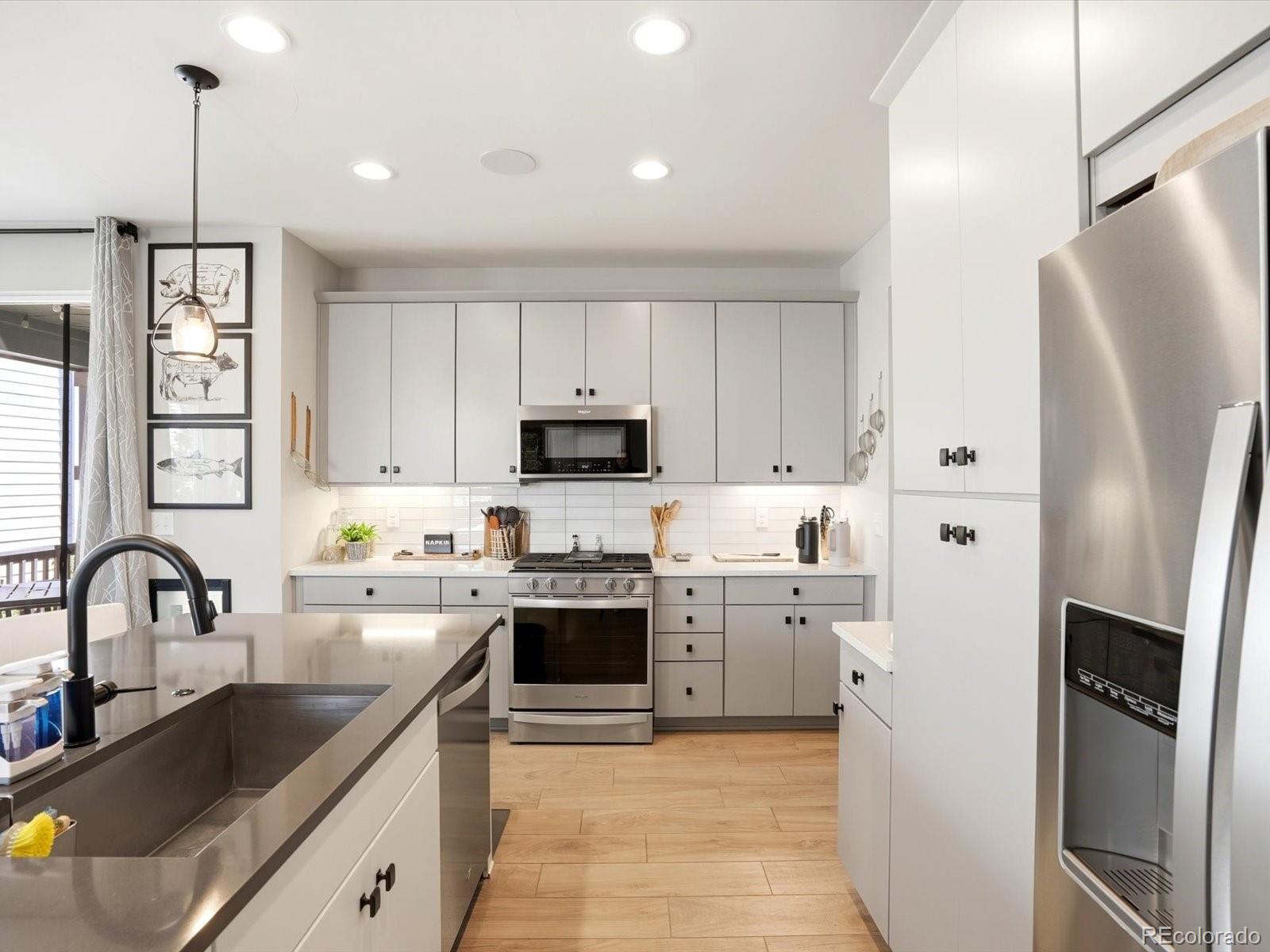 MLS Image #16 for 10710  reunion parkway,commerce city, Colorado