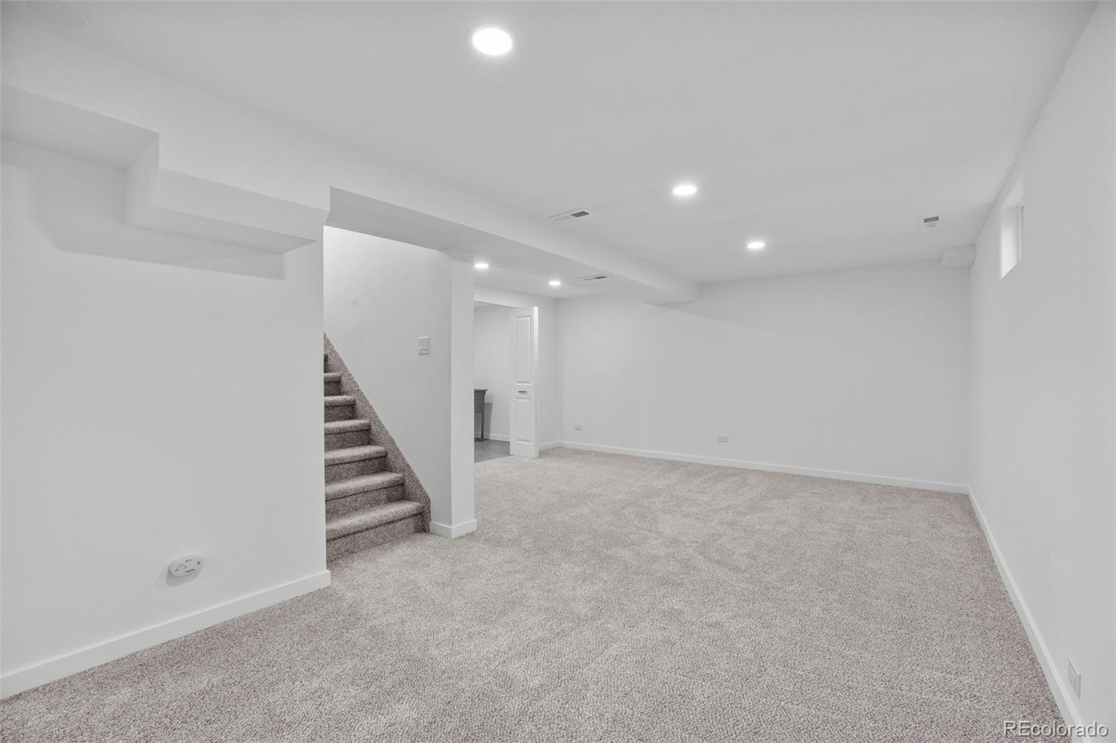 MLS Image #24 for 10018 w 60th avenue,arvada, Colorado