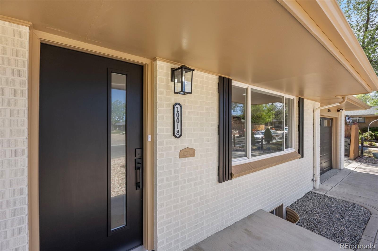 MLS Image #5 for 10018 w 60th avenue,arvada, Colorado