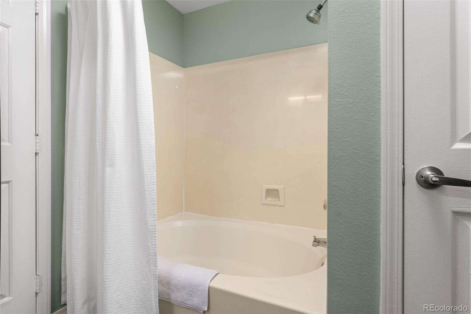 MLS Image #11 for 8653 e dry creek road,englewood, Colorado